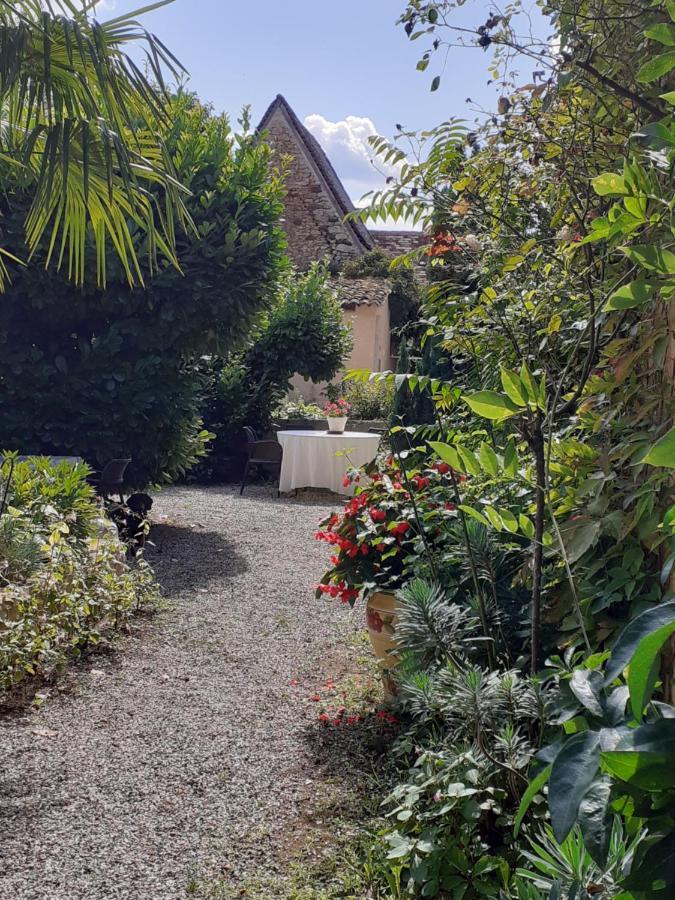 Bed and Breakfast Le Roussel à Le Buisson-de-Cadouin Extérieur photo